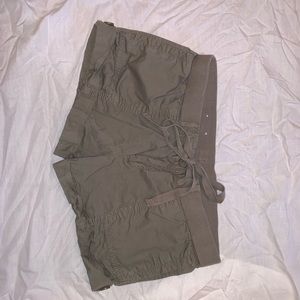Brown old navy cargo shorts